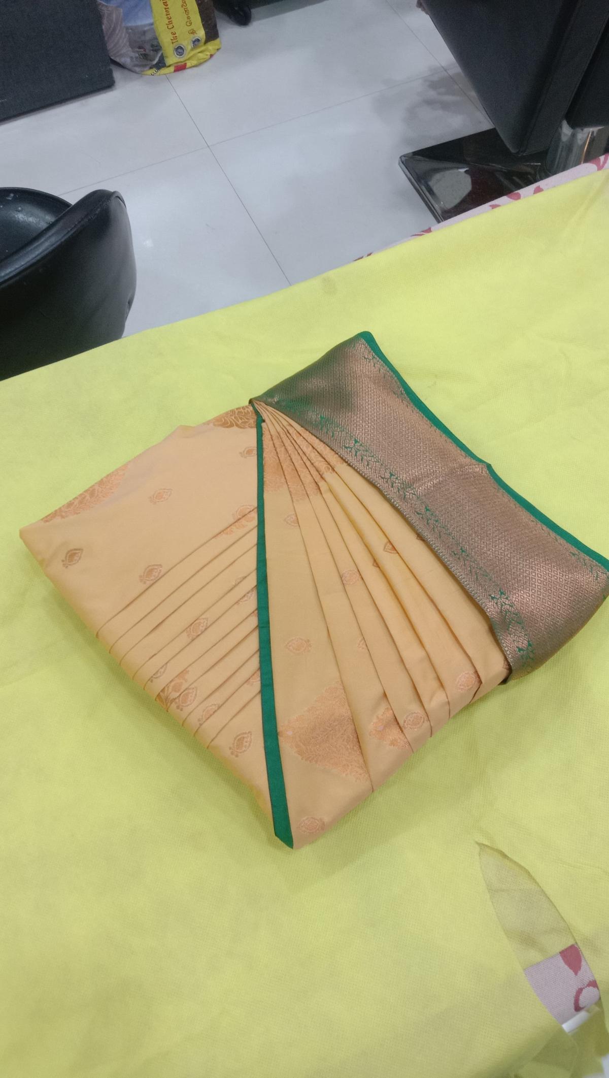 Saree Dropist